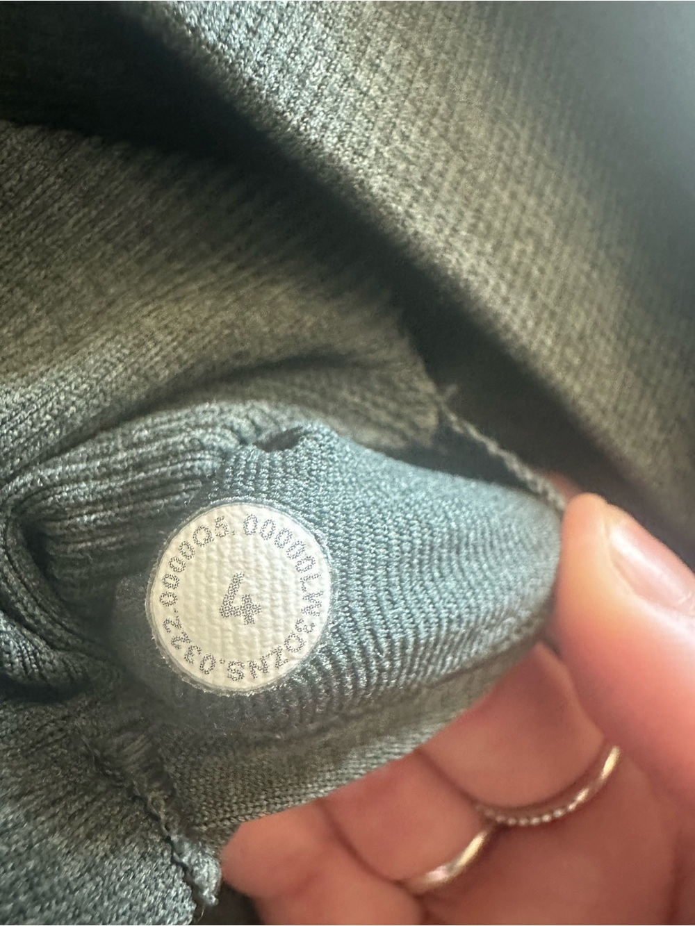 Lululemon Ebb to Street Long Sleeve Shirt
Smoked Spruce W3DZNS with pads size 4 - Picture 4 of 8